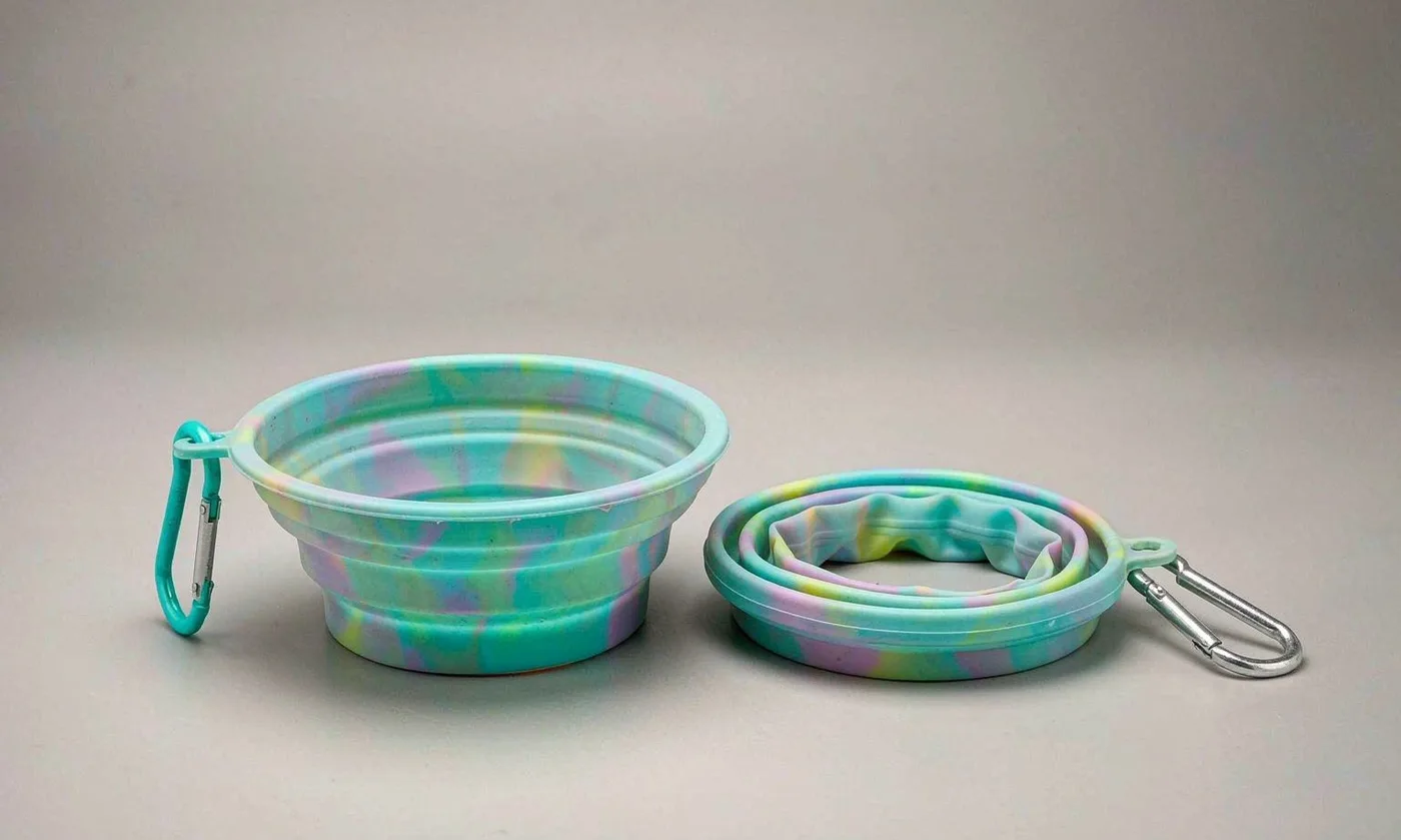 Pet Carrier Travel Bowl: Collapsible Design - detail view supplied by QUANZHOU JUNYUAN BAGS